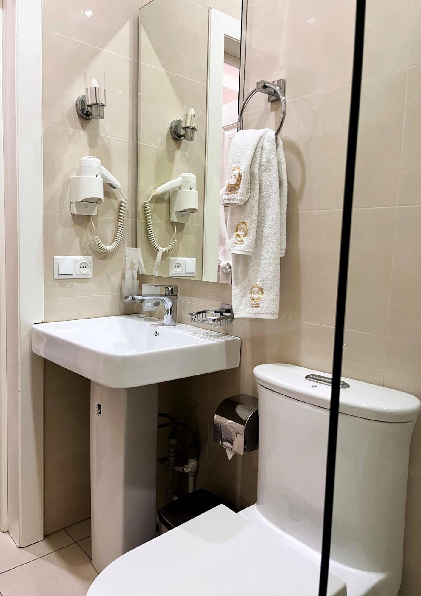 Hotel Fn Шымкент Экстерьер фото