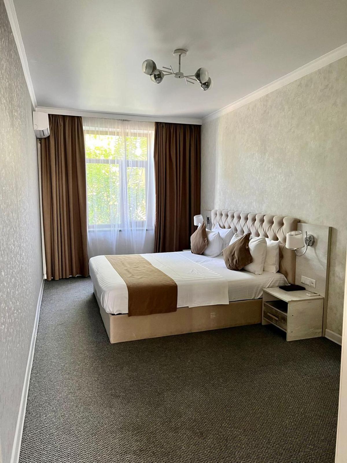 Hotel Fn Шымкент Экстерьер фото